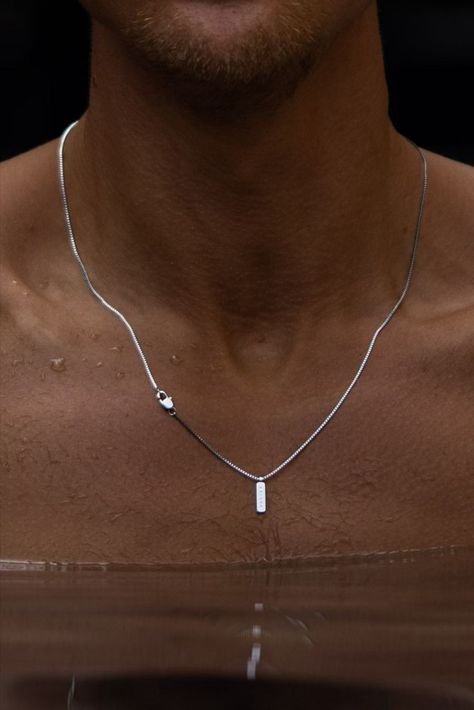 Best men's accessories in tirur-minimal bar pendet necklace