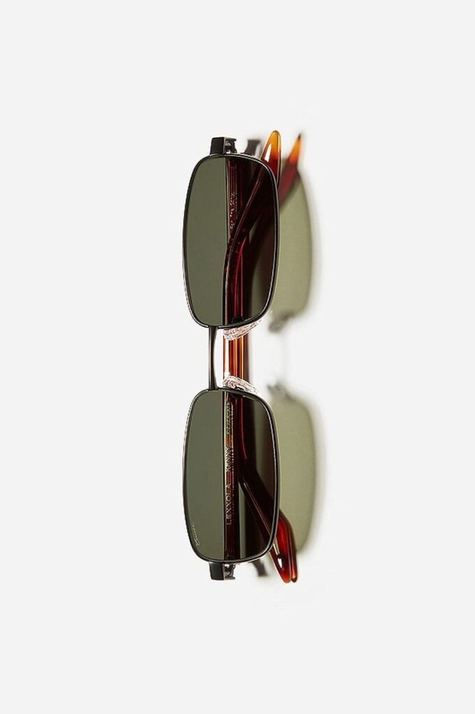 Best men's accessories in tirur-gold frame shade glass